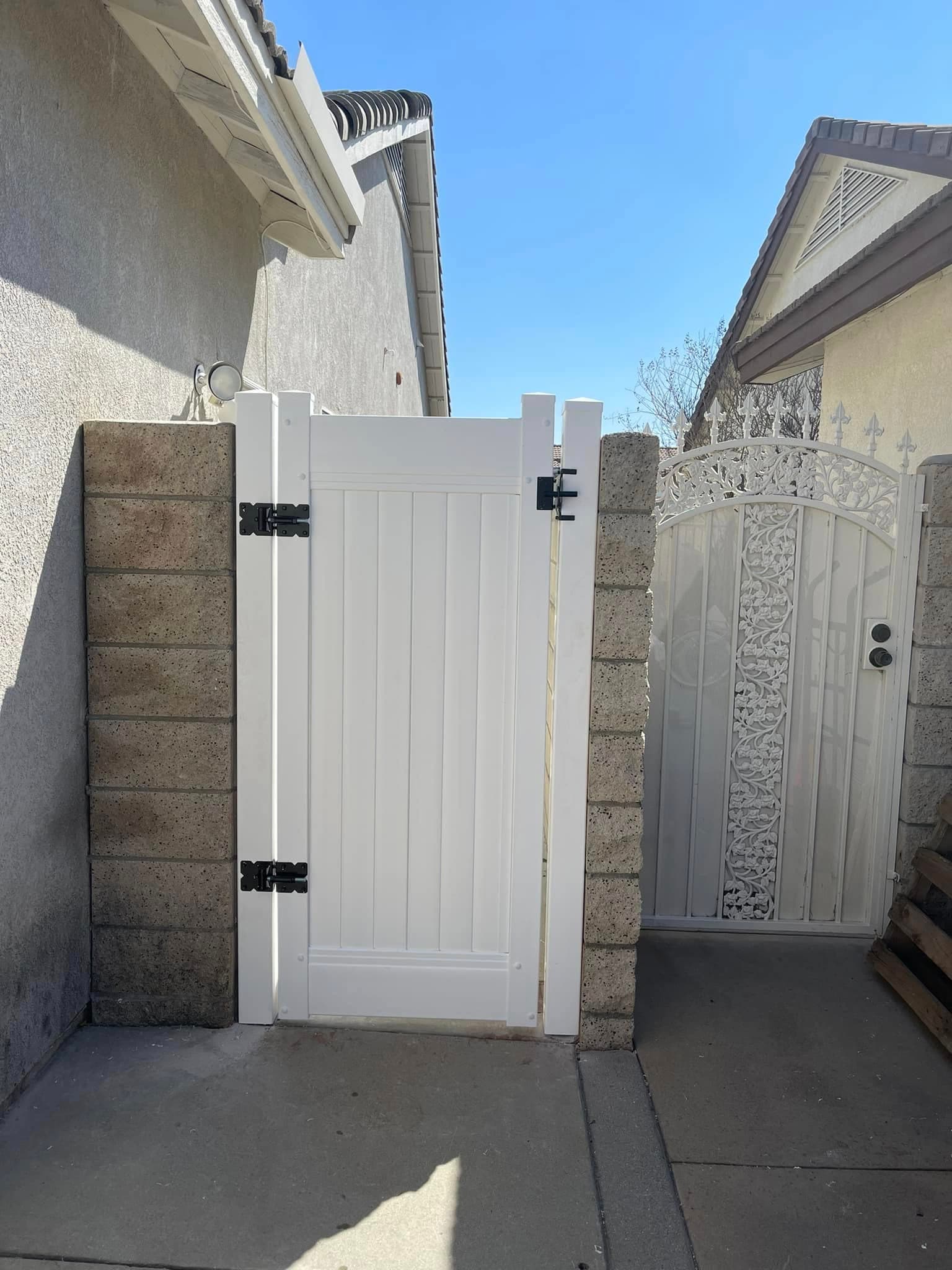 Empire Fence completed project photo from the gallery feature collection